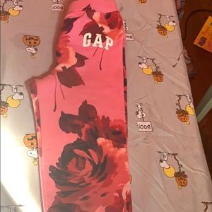 Pink legging in kids